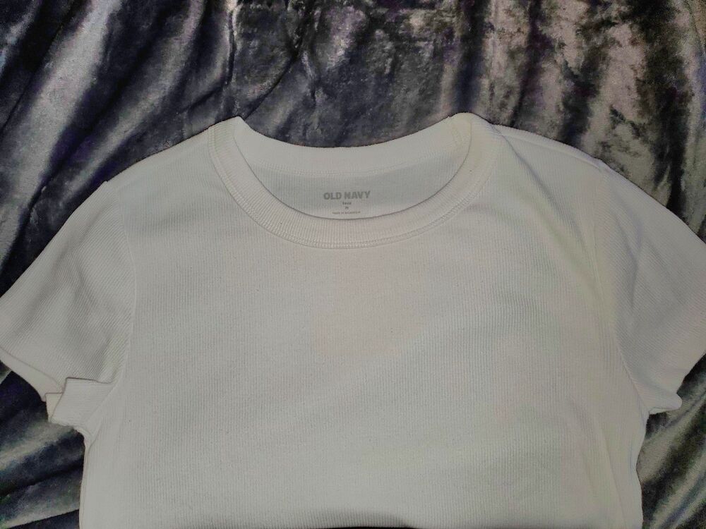 Old Navy Snug Rib Crop Ts Women's Medium Grey (Panther) And White (Calla Lily) - Picture 10 of 16